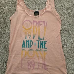 Obey tank